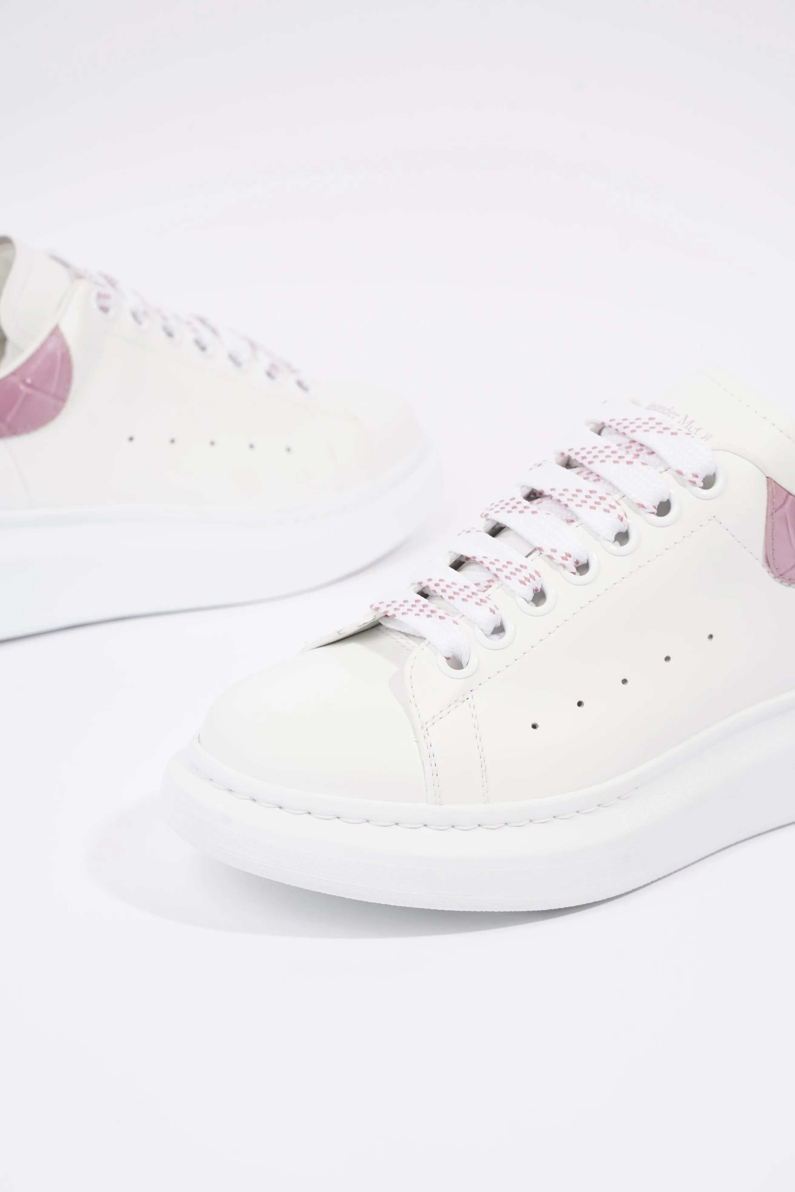 Alexander McQueen Womens Oversized Sneakers White / Pink Tab EU 37 / UK 4