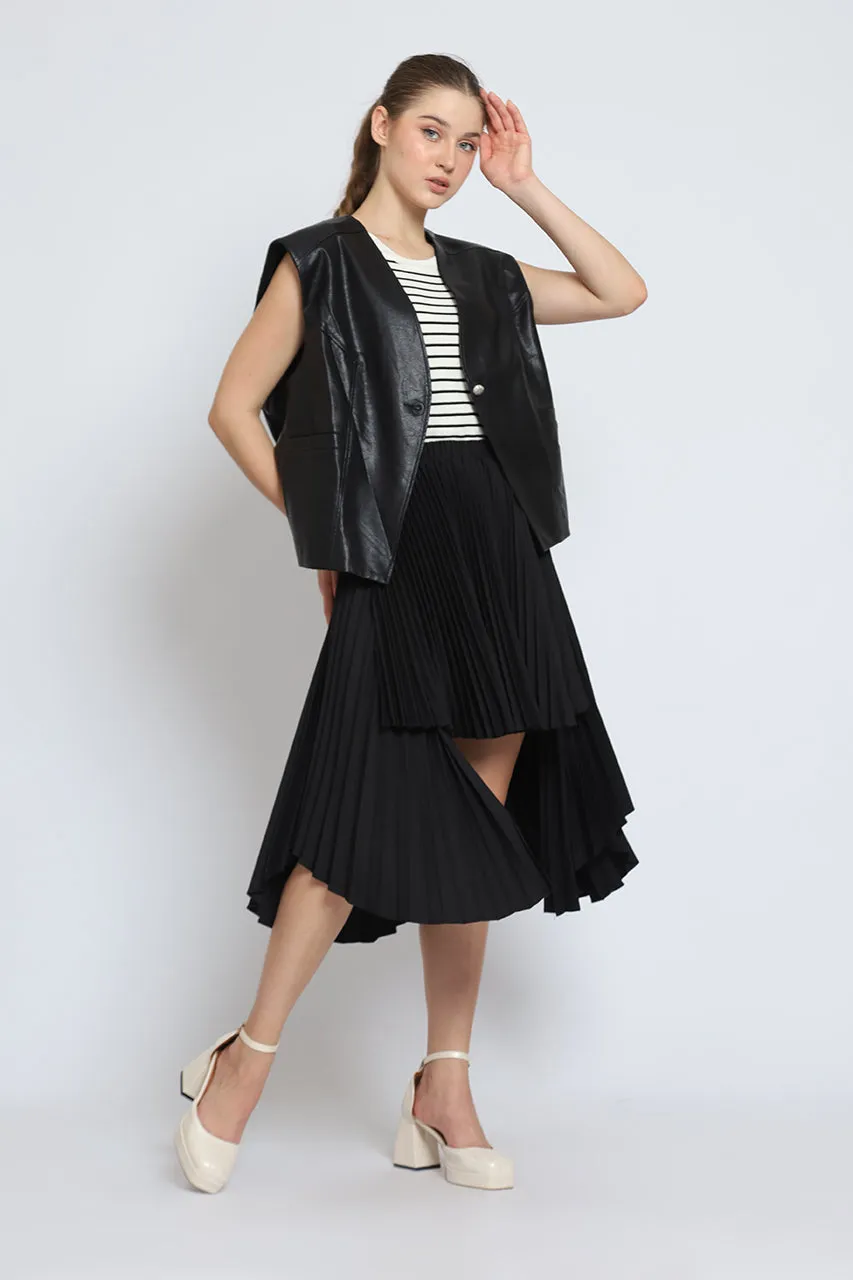 Bloom et Cotton MidLength Leather Jacket and Assymetrical Pleated Skirt