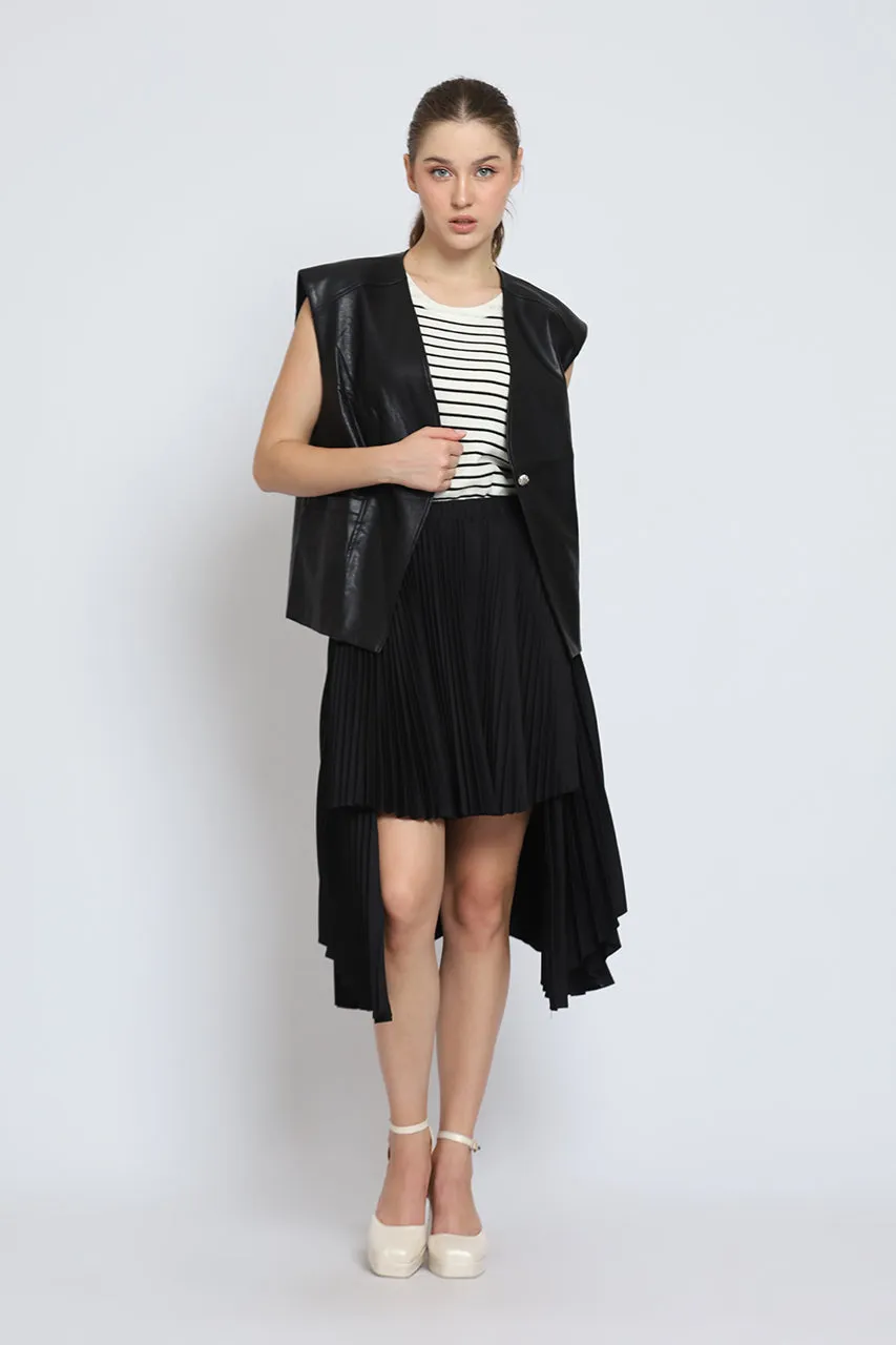 Bloom et Cotton MidLength Leather Jacket and Assymetrical Pleated Skirt