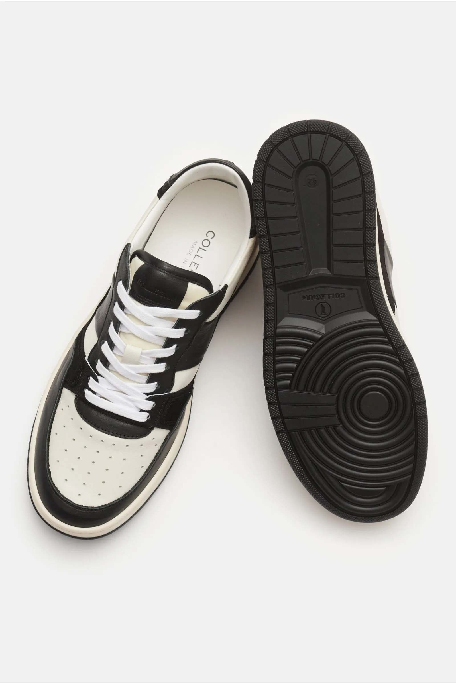 COLLEGIUM sneakers 'Pillar Alpha' off-white/black