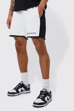 Limited Relaxed Short Length Side Panel Short | boohooMAN UK