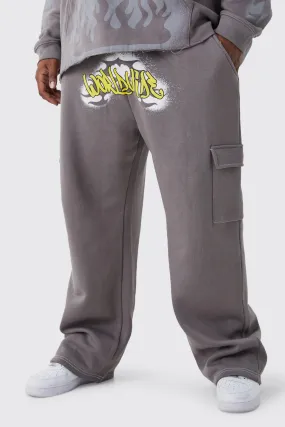 Plus Relaxed Worldwide Graffiti Cargo Joggers | boohooMAN UK