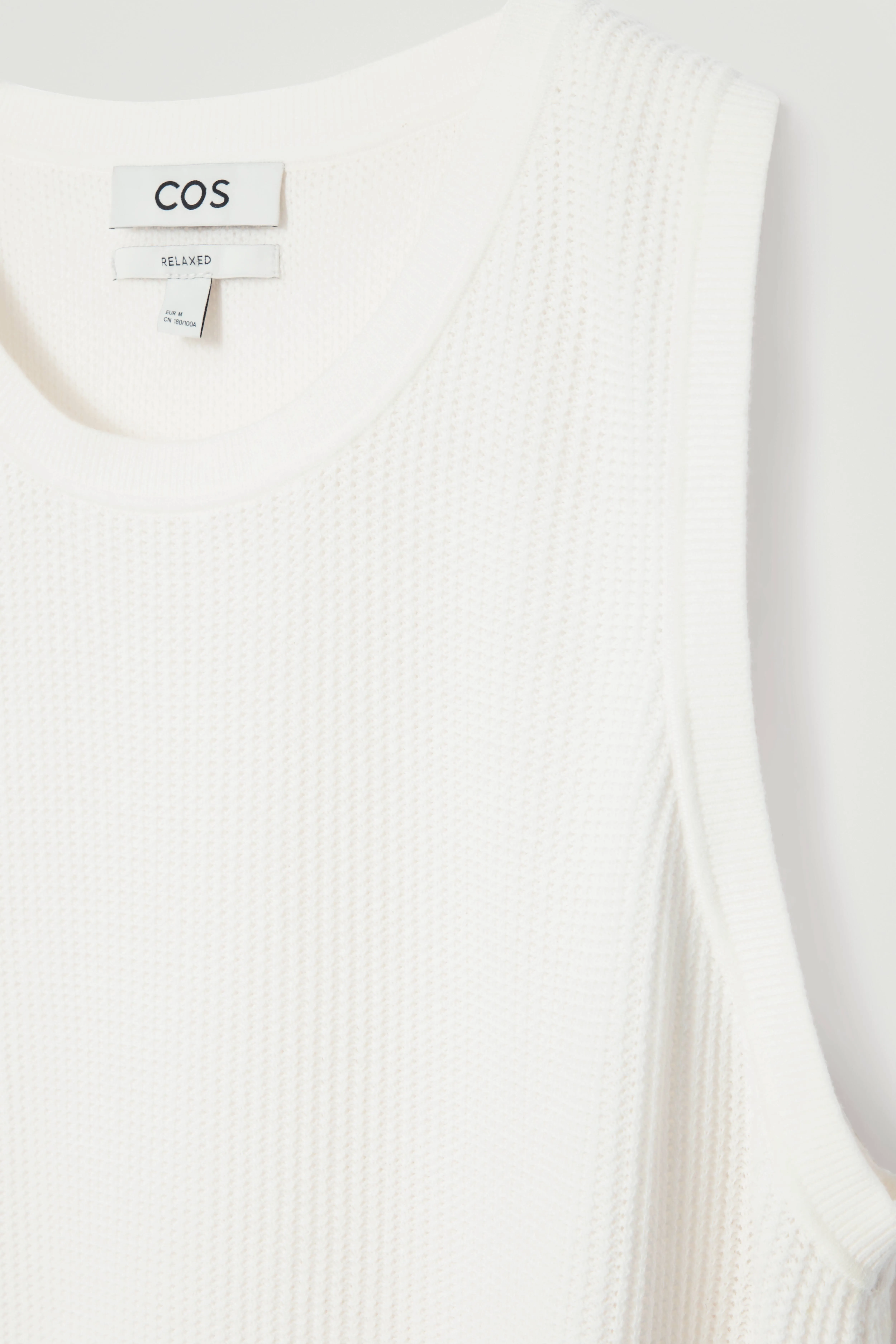 TEXTURED KNITTED VEST - Sleeveless - Regular length - OFF-WHITE - Men | H&M GB