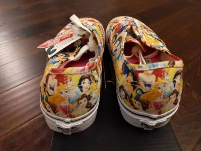 Vans x Disney Multi Princess Cinderella World Print Vint...